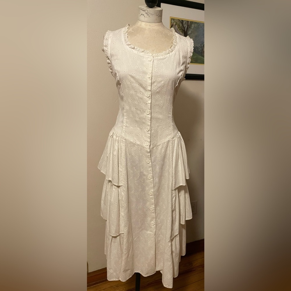 White lace dress